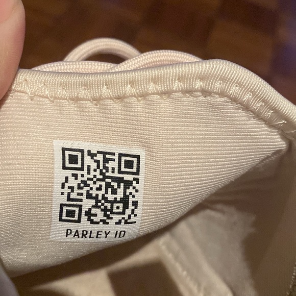 Adidas NMD_R1 Parlay shoe - Picture 10 of 10